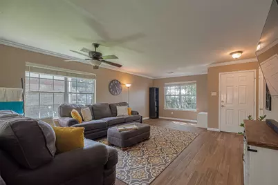 10106 Hollyvine Lane, Houston, TX 77089 - Photo 9
