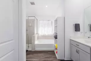 933 Neches Ln, Dayton, TX 77535 - Photo 23