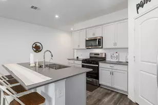 933 Neches Ln, Dayton, TX 77535 - Photo 15