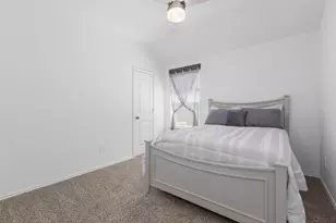 933 Neches Ln, Dayton, TX 77535 - Photo 9