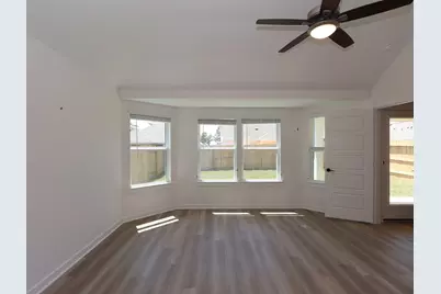 10236 Burton Path, Montgomery, TX 77316 - Photo 5
