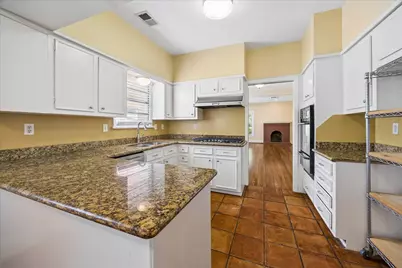 1719 Harold Street, Houston, TX 77098 - Photo 3