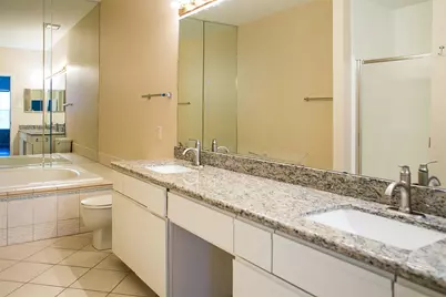 3098 Holly Hall Street #3098, Houston, TX 77054 - Photo 15