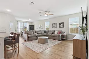9739 Birdsnest Ct, Spring, TX 77379 - Photo 7