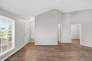 3015 Lightstar Dr, Houston, TX 77045 - Photo 3