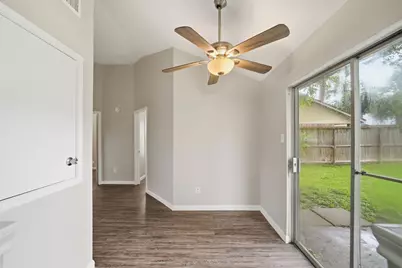 3015 Lightstar Drive, Houston, TX 77045 - Photo 11