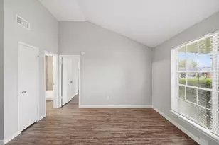 3015 Lightstar Dr, Houston, TX 77045 - Photo 11