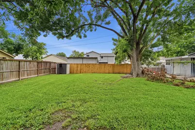 3015 Lightstar Drive, Houston, TX 77045 - Photo 23
