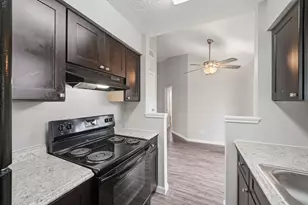 3015 Lightstar Dr, Houston, TX 77045 - Photo 15