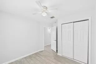 13302 Dennis Way Ln, Houston, TX 77044 - Photo 15