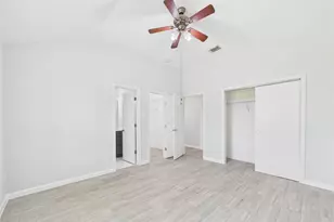 13302 Dennis Way Ln, Houston, TX 77044 - Photo 19