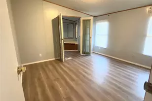 12115 Hairston Dr, Willis, TX 77318 - Photo 5