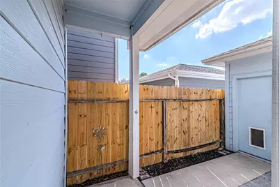 1828 Woodbend Village Court, Houston, TX 77055 - Photo 41