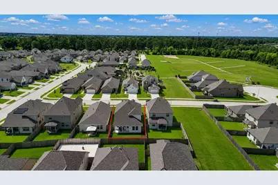 10423 Rochester Hills Lane, Tomball, TX 77375 - Photo 33