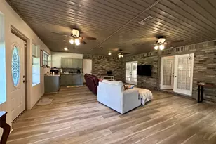 2012 Wilson Rd, El Campo, TX 77437 - Photo 17