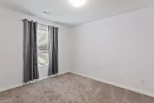 410 Pimmit Hill Run, Conroe, TX 77316 - Photo 9