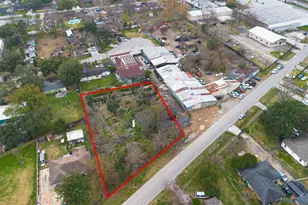 521 Blue Bell Rd, Houston, TX 77037 - Photo 15