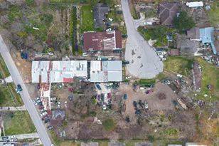 521 Blue Bell Rd, Houston, TX 77037 - Photo 9