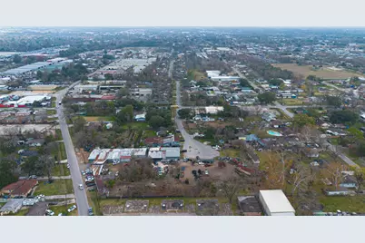 521 Blue Bell Road, Houston, TX 77037 - Photo 7