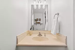 8510 Braes Meadow Dr, Houston, TX 77071 - Photo 17