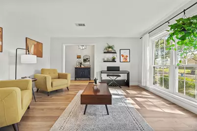 8510 Braes Meadow Drive, Houston, TX 77071 - Photo 9