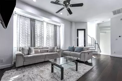 5715 Larkin Street #D, Houston, TX 77007 - Photo 1