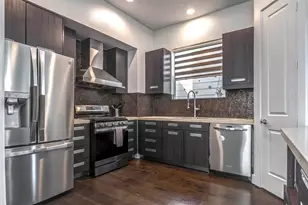 5715 Larkin St, Houston, TX 77007 - Photo 5