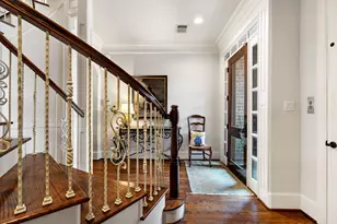 1010 Nantucket Dr, Houston, TX 77057 - Photo 3