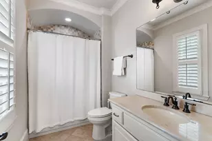 1010 Nantucket Dr, Houston, TX 77057 - Photo 33