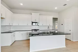 3810 Sunrise Ln, League City, TX 77573 - Photo 13