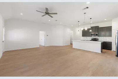 11832 Whirlaway Drive, Willis, TX 77318 - Photo 5
