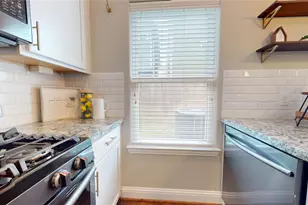 5430 Camaguey St, Houston, TX 77023 - Photo 13