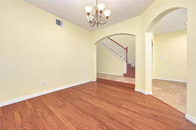 7522 S Linpar Court, Houston, TX 77040 - Photo 11