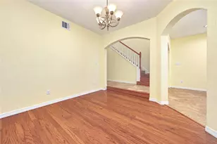 7522 S Linpar Ct, Houston, TX 77040 - Photo 11