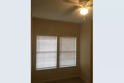 10642 Logger Pine Trail #B, Houston, TX 77088 - Photo 7