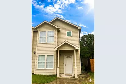 10642 Logger Pine Trail #B, Houston, TX 77088 - Photo 1