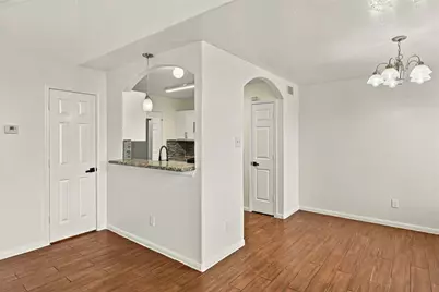 7842 Winding Creek View, Houston, TX 77072 - Photo 11