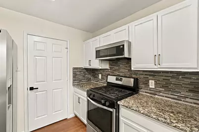 7842 Winding Creek View, Houston, TX 77072 - Photo 13