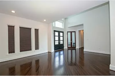 11 Laurel Wreath Trail, Sugar Land, TX 77498 - Photo 5