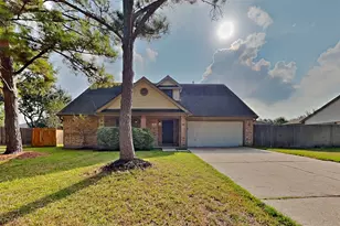 2511 Pecan Grove Ct, Pearland, TX 77584 - Photo 1