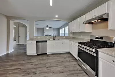 2810 Bristlecone Drive, Katy, TX 77449 - Photo 3