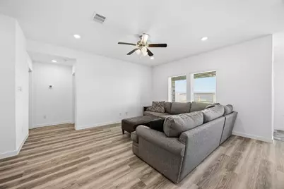 9522 Wall Street, Texas City, TX 77591 - Photo 7