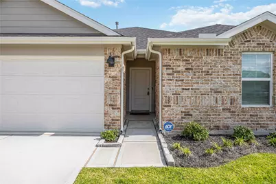 9522 Wall Street, Texas City, TX 77591 - Photo 3