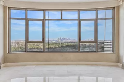 1000 Uptown Park Boulevard #243, Houston, TX 77056 - Photo 3