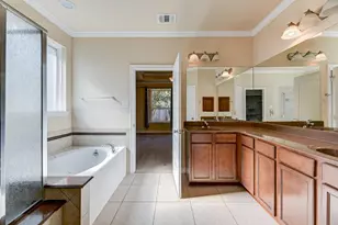 39 S Pinto Point Cir, Spring, TX 77389 - Photo 25