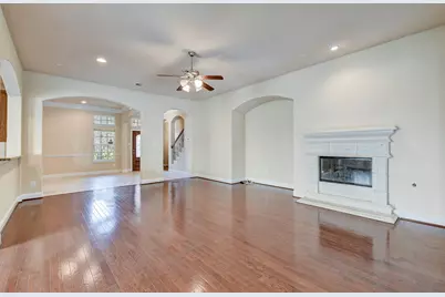 39 S Pinto Point Circle, Spring, TX 77389 - Photo 11