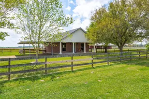 8211 Deats Ln, Dickinson, TX 77539 - Photo 43