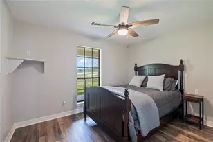 8211 Deats Ln, Dickinson, TX 77539 - Photo 47