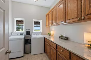 8211 Deats Ln, Dickinson, TX 77539 - Photo 41