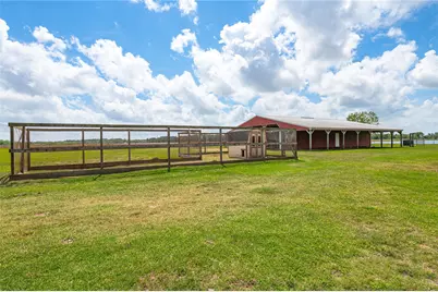 8211 Deats Lane, Dickinson, TX 77539 - Photo 49
